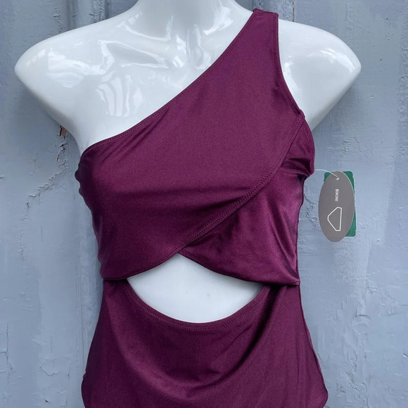 Simons BNWT Merlot  one piece cut out bathing suit, medium - Picture 2 of 7